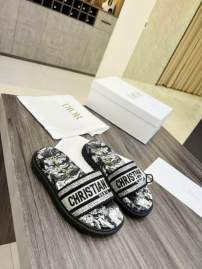 Picture of Dior Slippers _SKUDiorsz35-40GDT01233000